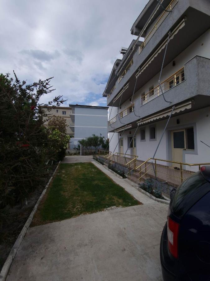 Apartmet Dritan Belulaj Orikum Exterior foto