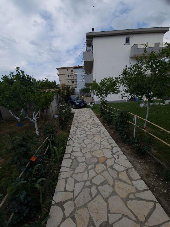Apartmet Dritan Belulaj Orikum Exterior foto